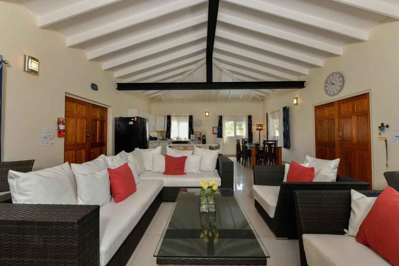 Villa Swiss Paradise With Private Pool Palm Beach Zewnętrze zdjęcie