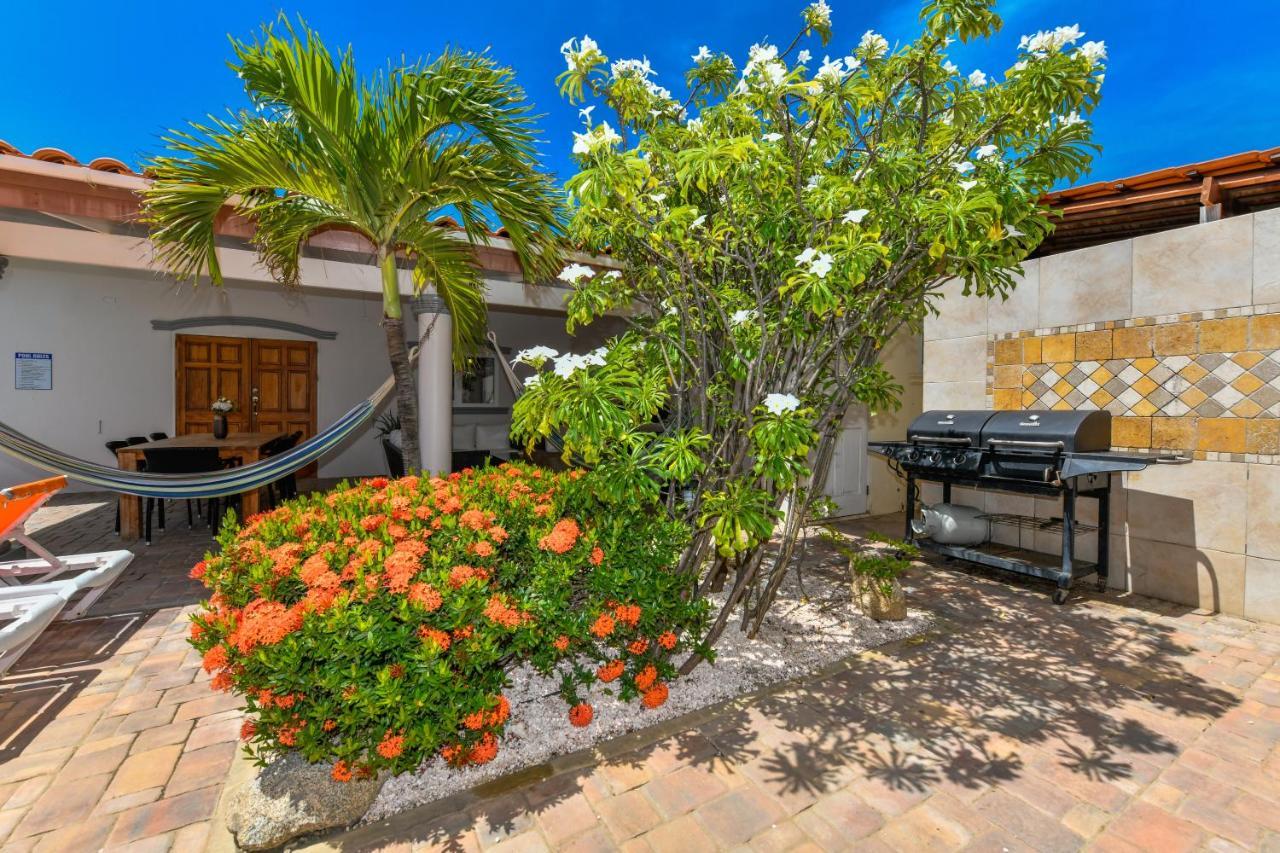 Villa Swiss Paradise With Private Pool Palm Beach Zewnętrze zdjęcie