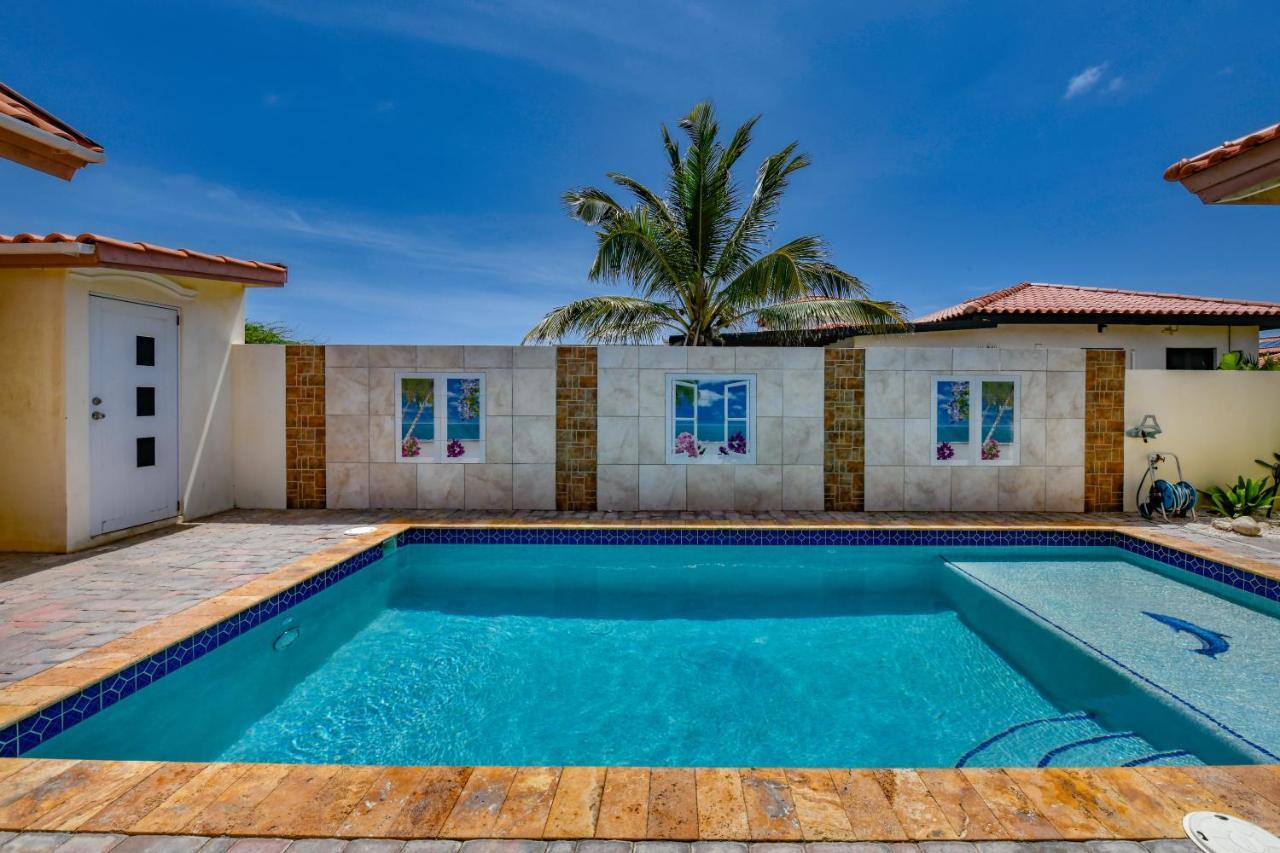 Villa Swiss Paradise With Private Pool Palm Beach Zewnętrze zdjęcie