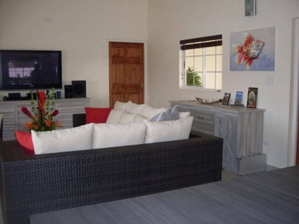 Villa Swiss Paradise With Private Pool Palm Beach Zewnętrze zdjęcie